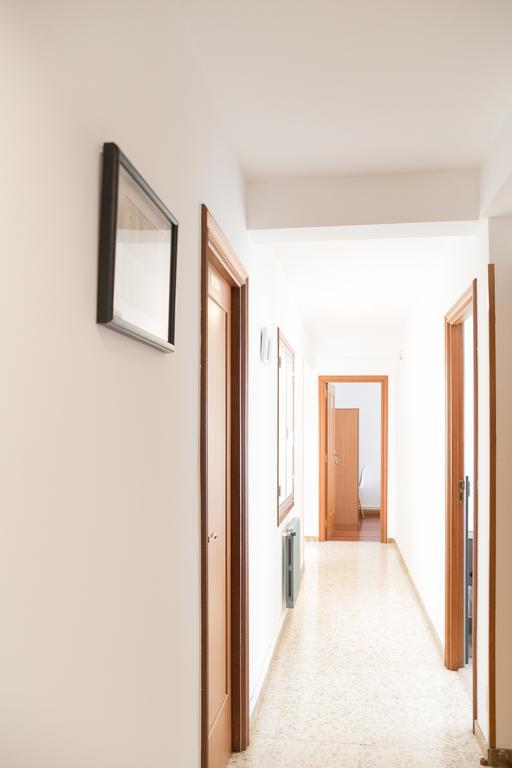O Tobo Do Lobo Hotell Melide Exteriör bild
