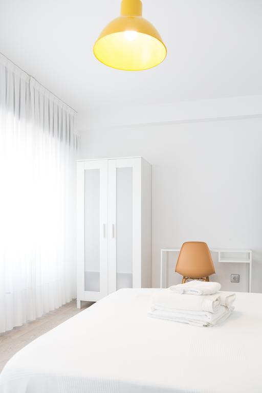 O Tobo Do Lobo Hotell Melide Exteriör bild